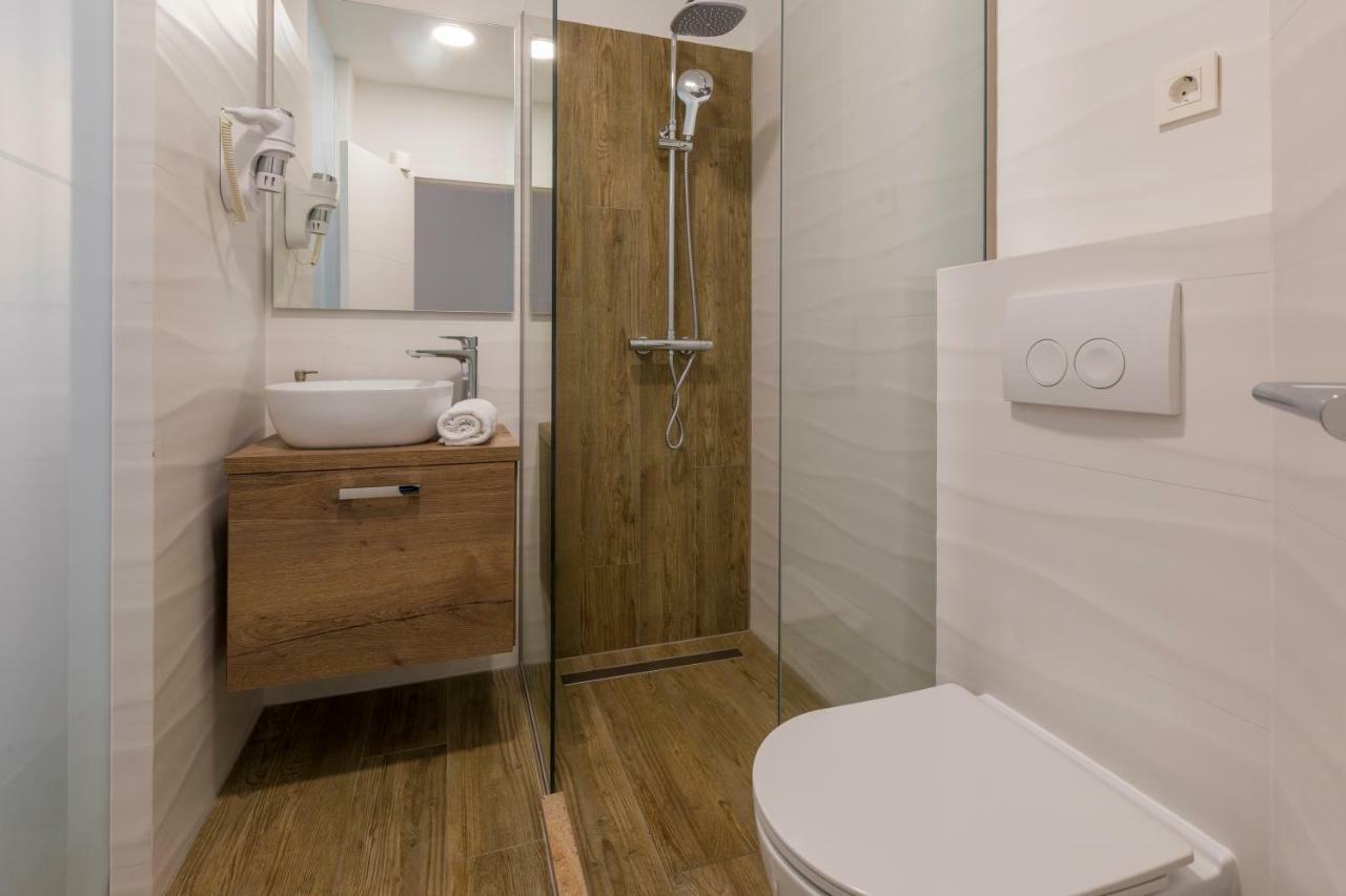 Palace Paulina Luxury Residence Novi Vinodolski Bagian luar foto